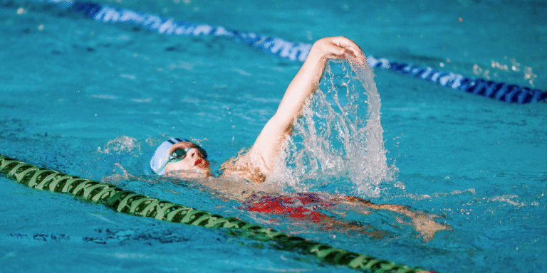Why swimming caps are beneficial to all swimmers